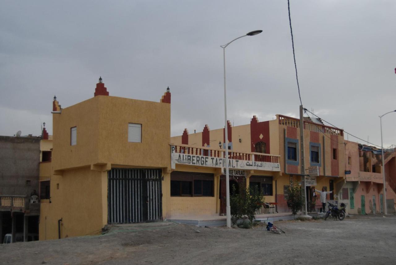Auberge Tafilalt Bouzmou Bouzmou Imilchil Exterior photo